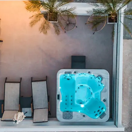 Jns Premium Roof Jacuzzi Apartment *