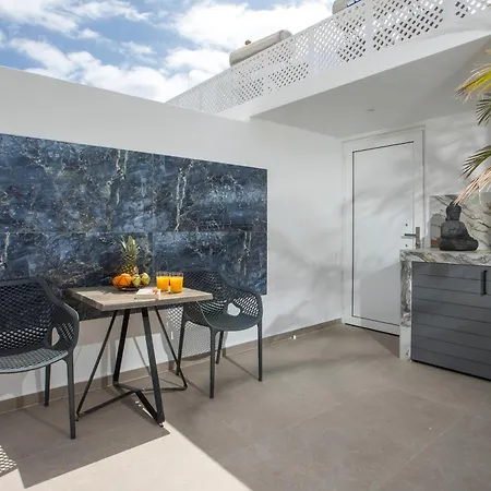 Jns Premium Roof Jacuzzi Apartment