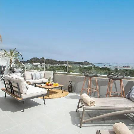 Jns Premium Roof Jacuzzi Apartment *