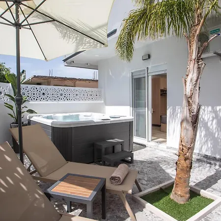 Jns Premium Roof Jacuzzi Faliraki