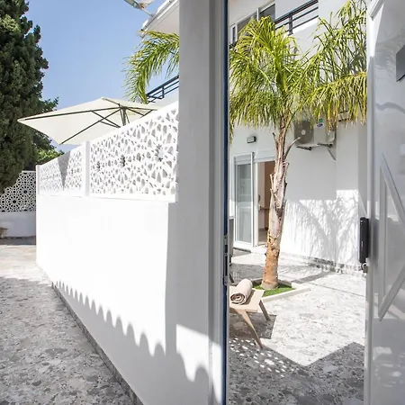 Jns Premium Roof Jacuzzi Apartment Faliraki