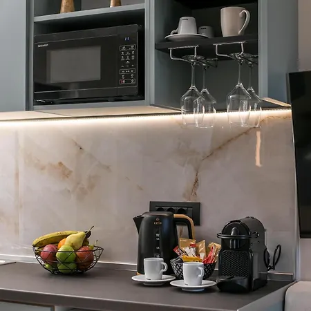 Jns Premium * 法里拉基