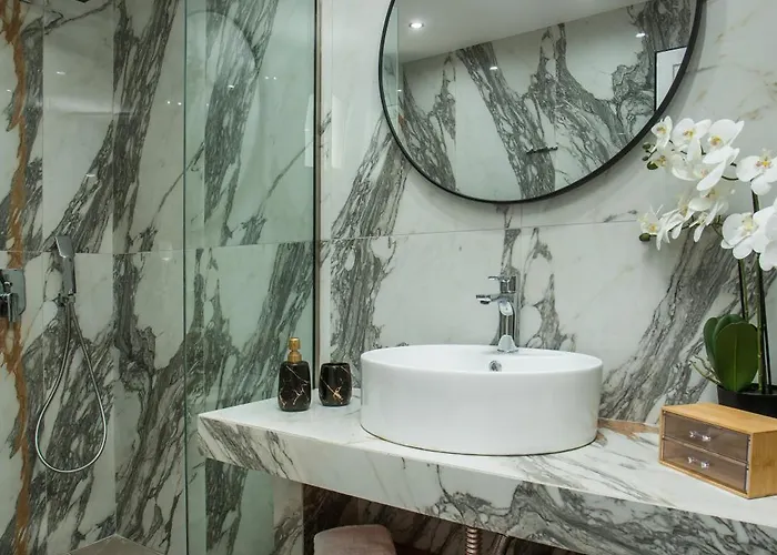 Jns Premium * Фалираки