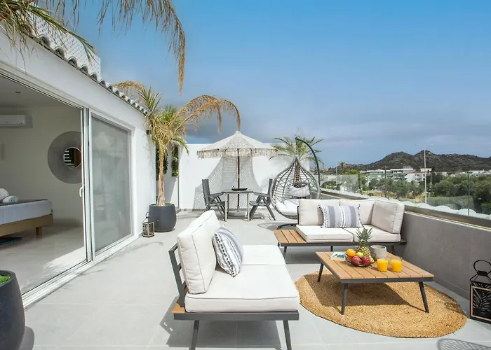 Jns Premium * Faliráki