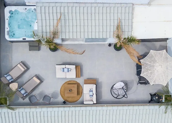 Jns Premium Faliráki