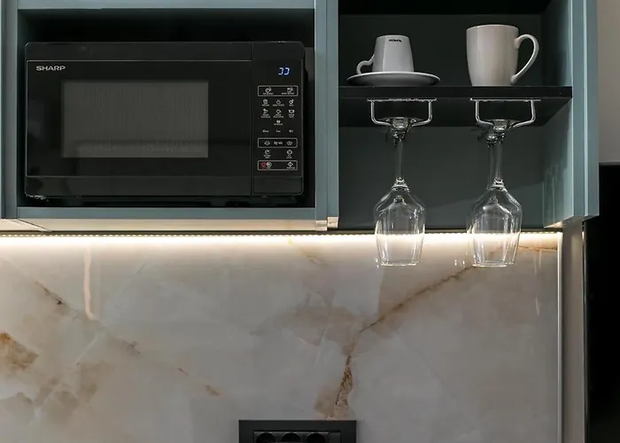 Jns Premium * Faliráki